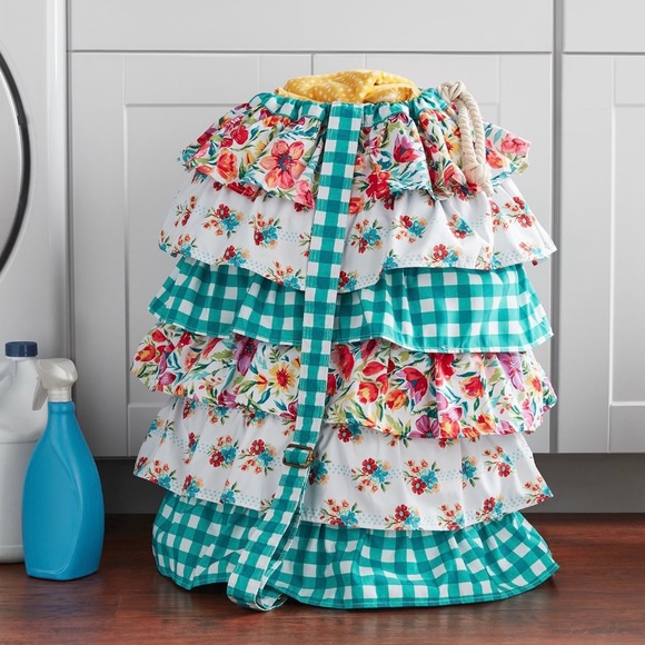 The Pioneer Woman Other - The Pioneer Woman Petal Party Ruffled Laundry Bag